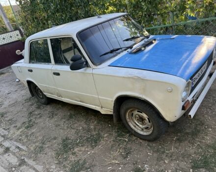 Белый ВАЗ 2101, объемом двигателя 1.3 л и пробегом 300 тыс. км за 900 $, фото 1 на Automoto.ua