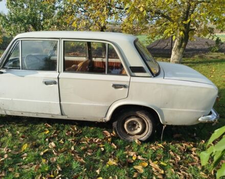 Белый ВАЗ 2101, объемом двигателя 1 л и пробегом 3 тыс. км за 476 $, фото 2 на Automoto.ua