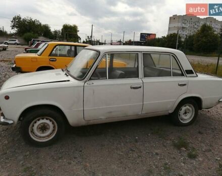 Білий ВАЗ 2101, об'ємом двигуна 1.3 л та пробігом 270 тис. км за 350 $, фото 4 на Automoto.ua
