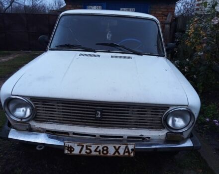 Белый ВАЗ 2101, объемом двигателя 0 л и пробегом 100 тыс. км за 450 $, фото 2 на Automoto.ua