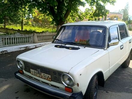 ВАЗ 2101 1971 у Могилев-Подольском на Automoto.ua Білий ВАЗ 2101, об'ємом двигуна 1.1 л та пробігом 325 тис. км за 399 $, фото 1 на Automoto.ua