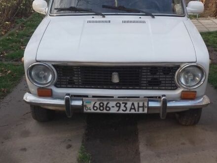 Белый ВАЗ 2101, объемом двигателя 0 л и пробегом 70 тыс. км за 592 $, фото 1 на Automoto.ua