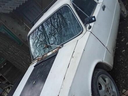 Белый ВАЗ 2101, объемом двигателя 2 л и пробегом 150 тыс. км за 420 $, фото 1 на Automoto.ua