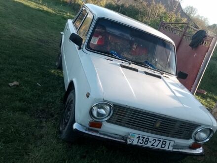 ВАЗ 2101 1973 в Тульчине на Automoto.ua Белый ВАЗ 2101, объемом двигателя 2 л и пробегом 70 тыс. км за 387 $, фото 1 на Automoto.ua