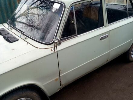ВАЗ 2101 1973 у Кропивницькому (Кіровограді) на Automoto.ua Білий ВАЗ 2101, об'ємом двигуна 1.2 л та пробігом 130 тис. км за 700 $, фото 1 на Automoto.ua