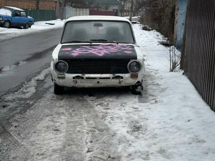 Білий ВАЗ 2101, об'ємом двигуна 1.5 л та пробігом 300 тис. км за 250 $, фото 1 на Automoto.ua