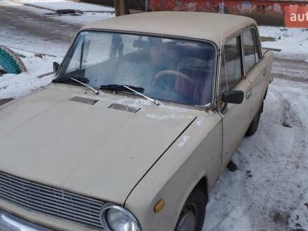 Белый ВАЗ 2101, объемом двигателя 1.2 л и пробегом 200 тыс. км за 500 $, фото 1 на Automoto.ua