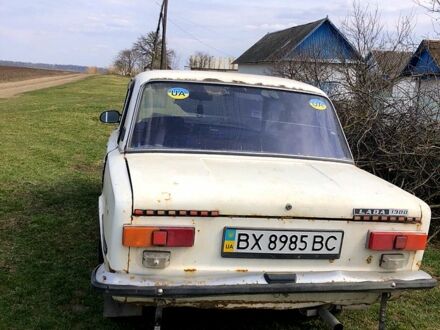 ВАЗ 2101 1974 у Волочиске на Automoto.ua Білий ВАЗ 2101, об'ємом двигуна 13 л та пробігом 333 тис. км за 350 $, фото 1 на Automoto.ua