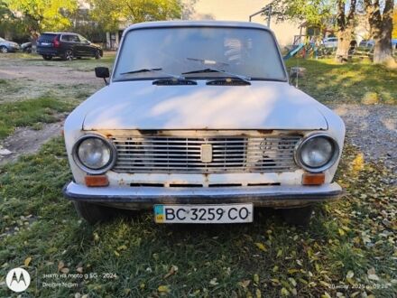 ВАЗ 2101 1975 в Бродах на Automoto.ua Белый ВАЗ 2101, объемом двигателя 0 л и пробегом 3 тыс. км за 384 $, фото 1 на Automoto.ua