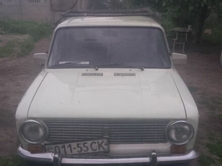 ВАЗ 2101 1976 у Кривому Розі на Automoto.ua Білий ВАЗ 2101, об'ємом двигуна 0 л та пробігом 77 тис. км за 568 $, фото 1 на Automoto.ua