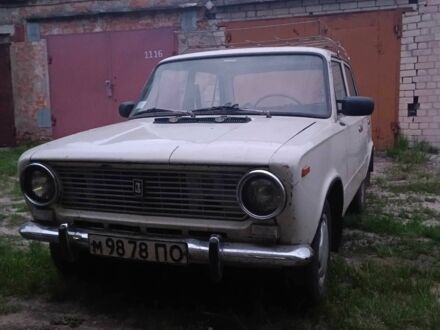 ВАЗ 2101 1976 у Чернігові на Automoto.ua Білий ВАЗ 2101, об'ємом двигуна 0 л та пробігом 500 тис. км за 16000 $, фото 1 на Automoto.ua