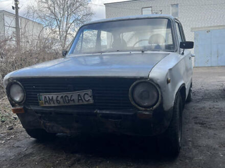 ВАЗ 2101 1976 в Бердичеве на Automoto.ua Белый ВАЗ 2101, объемом двигателя 1.29 л и пробегом 999 тыс. км за 400 $, фото 1 на Automoto.ua