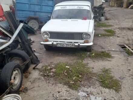 ВАЗ 2101 1976 в Песчанке на Automoto.ua Белый ВАЗ 2101, объемом двигателя 0 л и пробегом 200 тыс. км за 314 $, фото 1 на Automoto.ua