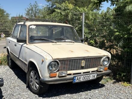 ВАЗ 2101 1977 в Кривом Роге на Automoto.ua Белый ВАЗ 2101, объемом двигателя 1.3 л и пробегом 100 тыс. км за 553 $, фото 1 на Automoto.ua