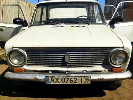 ВАЗ 2101 1978 в Харькове на Automoto.ua Белый ВАЗ 2101, объемом двигателя 13 л и пробегом 100 тыс. км за 400 $, фото 1 на Automoto.ua