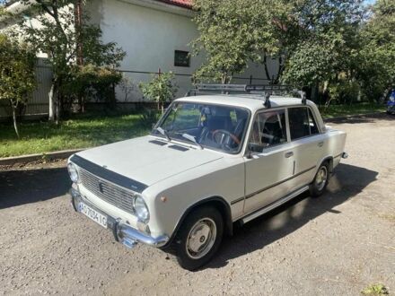 ВАЗ 2101 1978 в Ужгороде на Automoto.ua Белый ВАЗ 2101, объемом двигателя 1.2 л и пробегом 77 тыс. км за 1000 $, фото 1 на Automoto.ua