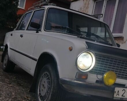 Белый ВАЗ 2101, объемом двигателя 0 л и пробегом 99 тыс. км за 650 $, фото 1 на Automoto.ua