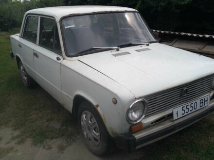 ВАЗ 2101 1978 в Турийск на Automoto.ua Белый ВАЗ 2101, объемом двигателя 0 л и пробегом 30 тыс. км за 363 $, фото 1 на Automoto.ua