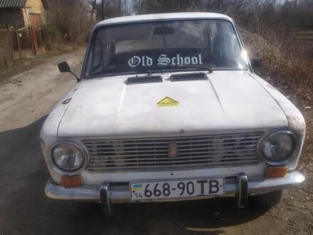 ВАЗ 2101 1978 в Староконстантинов на Automoto.ua Белый ВАЗ 2101, объемом двигателя 1.2 л и пробегом 17 тыс. км за 339 $, фото 1 на Automoto.ua