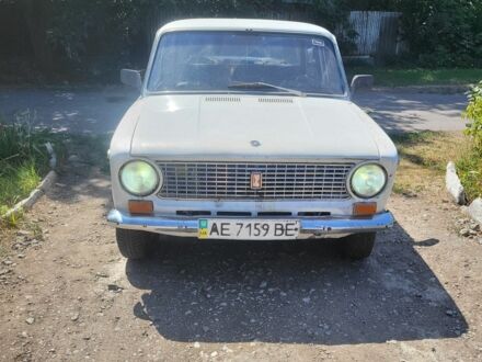 ВАЗ 2101 1980 в Кривом Роге на Automoto.ua Белый ВАЗ 2101, объемом двигателя 1.3 л и пробегом 1 тыс. км за 290 $, фото 1 на Automoto.ua