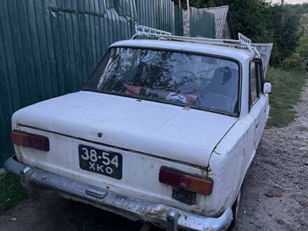 ВАЗ 2101 1980 в Люботине на Automoto.ua Белый ВАЗ 2101, объемом двигателя 1.6 л и пробегом 5 тыс. км за 400 $, фото 1 на Automoto.ua