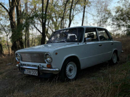 ВАЗ 2101 1980 в Днепре (Днепропетровске) на Automoto.ua Белый ВАЗ 2101, объемом двигателя 1.5 л и пробегом 93 тыс. км за 1000 $, фото 1 на Automoto.ua