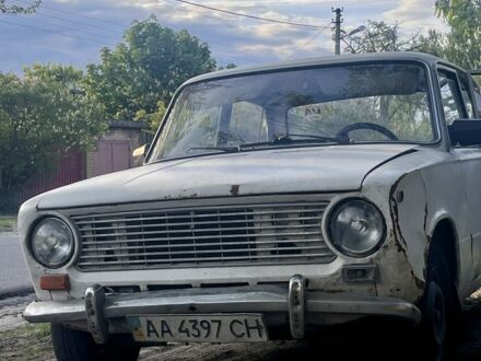 ВАЗ 2101 1980 у Києві на Automoto.ua Білий ВАЗ 2101, об'ємом двигуна 1.2 л та пробігом 1000 тис. км за 12000 $, фото 1 на Automoto.ua