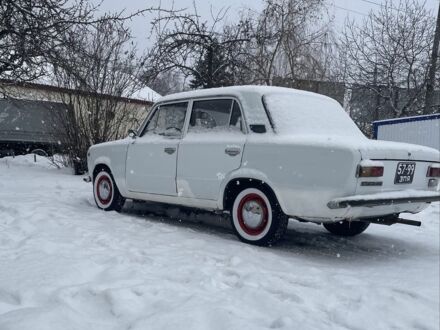 Белый ВАЗ 2101, объемом двигателя 1.3 л и пробегом 77 тыс. км за 697 $, фото 1 на Automoto.ua