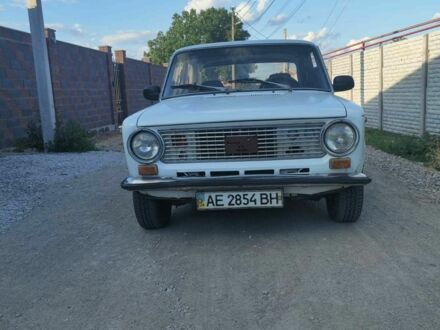 ВАЗ 2101 1982 у Дніпро (Дніпропетровську) на Automoto.ua Білий ВАЗ 2101, об'ємом двигуна 1 л та пробігом 100 тис. км за 566 $, фото 1 на Automoto.ua