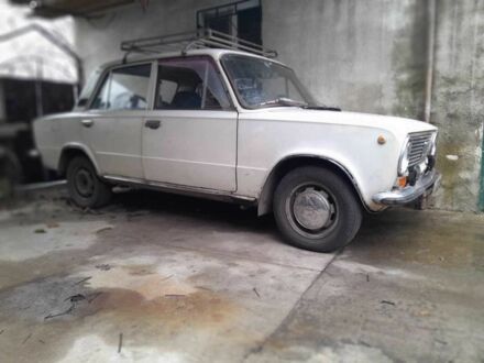 Белый ВАЗ 2101, объемом двигателя 0 л и пробегом 100 тыс. км за 593 $, фото 1 на Automoto.ua
