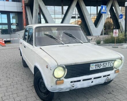 Белый ВАЗ 2101, объемом двигателя 1.2 л и пробегом 300 тыс. км за 270 $, фото 1 на Automoto.ua