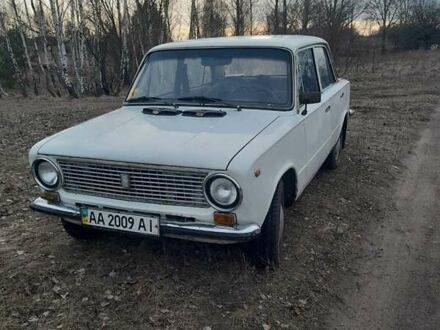 ВАЗ 2101 1984 в Чернигове на Automoto.ua Белый ВАЗ 2101, объемом двигателя 1.2 л и пробегом 150 тыс. км за 627 $, фото 1 на Automoto.ua