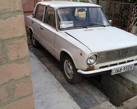 Білий ВАЗ 2101, об'ємом двигуна 1.2 л та пробігом 300 тис. км за 606 $, фото 1 на Automoto.ua