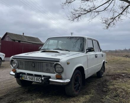 Белый ВАЗ 2101, объемом двигателя 2 л и пробегом 200 тыс. км за 587 $, фото 1 на Automoto.ua
