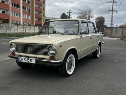 Белый ВАЗ 2101, объемом двигателя 1.2 л и пробегом 350 тыс. км за 850 $, фото 1 на Automoto.ua