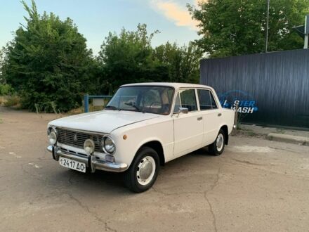 ВАЗ 2101 1985 в Славянске на Automoto.ua Белый ВАЗ 2101, объемом двигателя 7 л и пробегом 6 тыс. км за 757 $, фото 1 на Automoto.ua