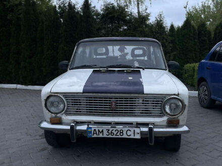 ВАЗ 2101 1986 у Підволочиськ на Automoto.ua Білий ВАЗ 2101, об'ємом двигуна 1.2 л та пробігом 10 тис. км за 400 $, фото 1 на Automoto.ua
