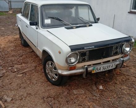Белый ВАЗ 2101, объемом двигателя 0 л и пробегом 300 тыс. км за 336 $, фото 1 на Automoto.ua