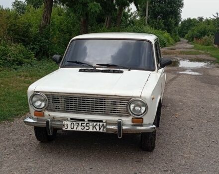 Белый ВАЗ 2101, объемом двигателя 1 л и пробегом 75 тыс. км за 600 $, фото 1 на Automoto.ua