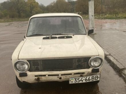ВАЗ 2101 1986 в Овруче на Automoto.ua Белый ВАЗ 2101, объемом двигателя 0 л и пробегом 1000 тыс. км за 360 $, фото 1 на Automoto.ua