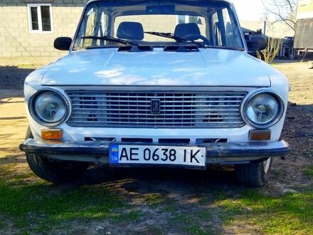 ВАЗ 2101 1986 у Дніпро (Дніпропетровську) на Automoto.ua Білий ВАЗ 2101, об'ємом двигуна 1.2 л та пробігом 220 тис. км за 602 $, фото 1 на Automoto.ua