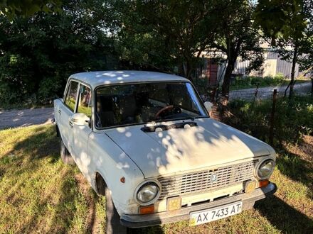 Білий ВАЗ 2101, об'ємом двигуна 1.2 л та пробігом 200 тис. км за 450 $, фото 1 на Automoto.ua