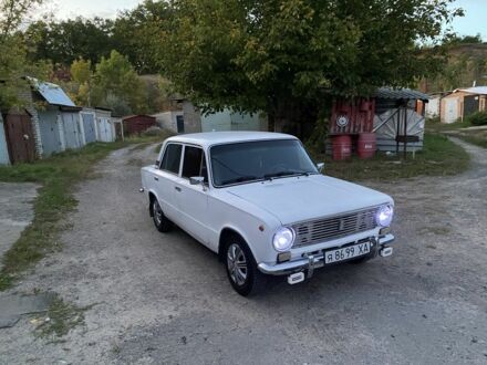Белый ВАЗ 2101, объемом двигателя 1.3 л и пробегом 100 тыс. км за 700 $, фото 1 на Automoto.ua