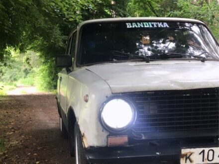 ВАЗ 2101 1987 в Вышгороде на Automoto.ua Белый ВАЗ 2101, объемом двигателя 1.2 л и пробегом 100 тыс. км за 529 $, фото 1 на Automoto.ua