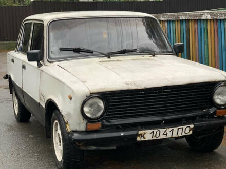 ВАЗ 2101 1987 в Вышгороде на Automoto.ua Белый ВАЗ 2101, объемом двигателя 1.2 л и пробегом 100 тыс. км за 550 $, фото 1 на Automoto.ua