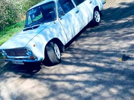 ВАЗ 2101 1987 у Новоукраинке на Automoto.ua Білий ВАЗ 2101, об'ємом двигуна 17 л та пробігом 300 тис. км за 580 $, фото 1 на Automoto.ua