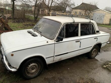 Белый ВАЗ 2101, объемом двигателя 1.2 л и пробегом 200 тыс. км за 521 $, фото 1 на Automoto.ua