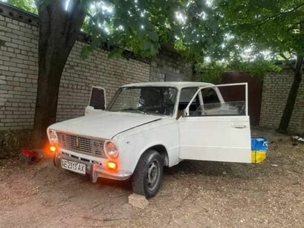 Белый ВАЗ 2101, объемом двигателя 1 л и пробегом 1 тыс. км за 8000 $, фото 1 на Automoto.ua