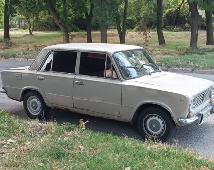 Бежевий ВАЗ 2101, об'ємом двигуна 1.2 л та пробігом 300 тис. км за 14000 $, фото 2 на Automoto.ua
