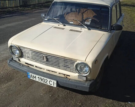ВАЗ 2101 1974 в Черняхове на Automoto.ua Бежевый ВАЗ 2101, объемом двигателя 1.2 л и пробегом 104 тыс. км за 476 $, фото 2 на Automoto.ua